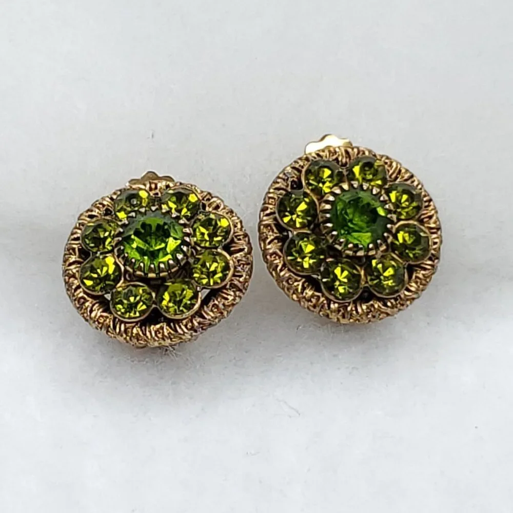 Vintage Rhinestone Earrings Green Gold Tone Round Clip On 7/8